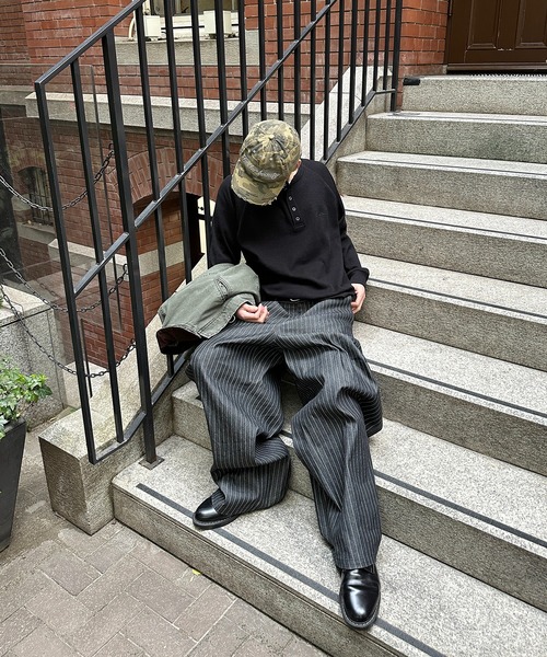 kutir（クティール）の「HENLEY NECK ASSORTED RAGLAN THERMAL／ヘンリーネックアソートラグランサーマル（Tシャツ/カットソー・メンズ・グレー/カーキ/ブラック/ブラック系・LARGE/MEDIUM）」の7枚目の写真