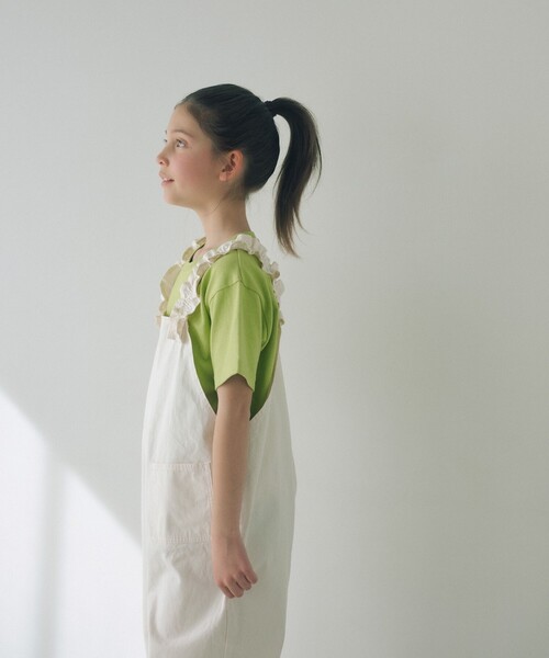 green label relaxing（グリーンレーベルリラクシング）の「ツイル フリル サロペット / キッズ  140cm-160cm（サロペット/オーバーオール・キッズ・オフホワイト/ブラウン系・140cm/160cm/150cm）」の3枚目の写真