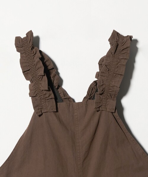 green label relaxing（グリーンレーベルリラクシング）の「ツイル フリル サロペット / キッズ  140cm-160cm（サロペット/オーバーオール・キッズ・オフホワイト/ブラウン系・140cm/160cm/150cm）」の6枚目の写真