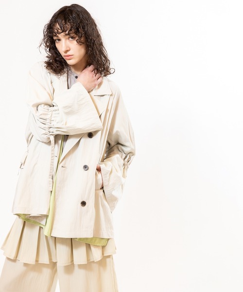 OSMOSIS（オズモーシス）の「ドロストショートトレンチコート（トレンチコート・レディース・チャコール/ベージュ系その他/アイボリー・ONE SIZE）」の13枚目の写真