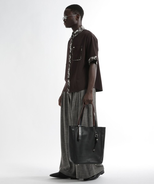 HARE（ハレ）の「レザーベルトトート(HARE)（トートバッグ・メンズ・ブラック・FREE）」の2枚目の写真