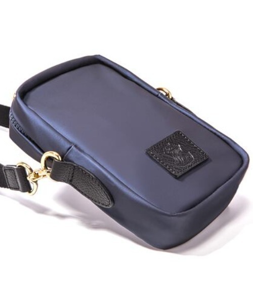 DEVICE(デバイス)の「EMILYSSA レザープレート SW CROSSBODY BAG 日本製 メードインジャパン Made in japan(ショルダーバッグ・レディース・ブラック/ネイビー・FREE)」の6枚目の写真