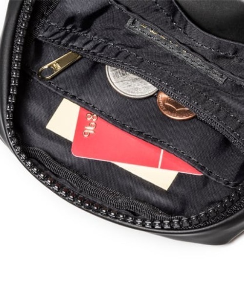 DEVICE(デバイス)の「EMILYSSA レザープレート SW CROSSBODY BAG 日本製 メードインジャパン Made in japan(ショルダーバッグ・レディース・ブラック/ネイビー・FREE)」の16枚目の写真