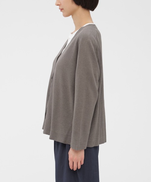 MARGARET HOWELL（マーガレットハウエル）の「PAPER COTTON（カーディガン/ボレロ・レディース・ブルー/グレー・FREE）」の4枚目の写真