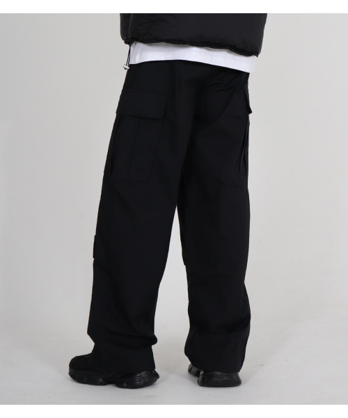 BUTTON SEOUL(ボタンソウル)の「マルチポケットストリングパンツ(ブラック)(その他パンツ・メンズ・その他・M/L/XL)」の6枚目の写真