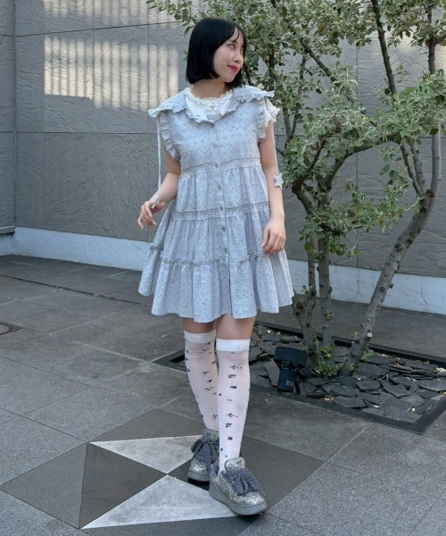 Candy Stripper(キャンディストリッパー)の「STAR LACE MINI ワンピース(ワンピース・レディース・ライトグレー/ブラック/オフホワイト・FREE)」の12枚目の写真