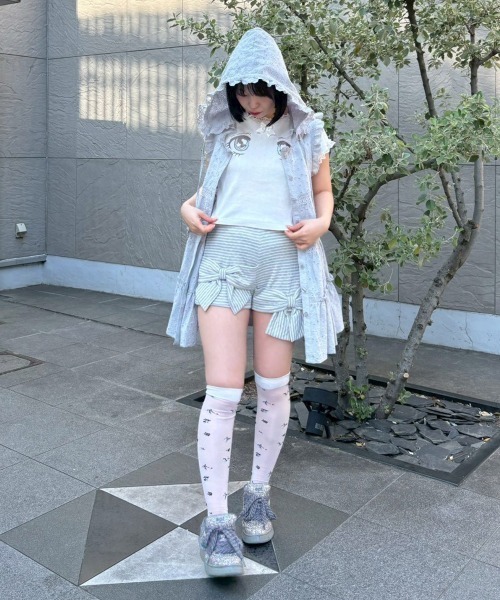 Candy Stripper(キャンディストリッパー)の「STAR LACE MINI ワンピース(ワンピース・レディース・ライトグレー/ブラック/オフホワイト・FREE)」の17枚目の写真