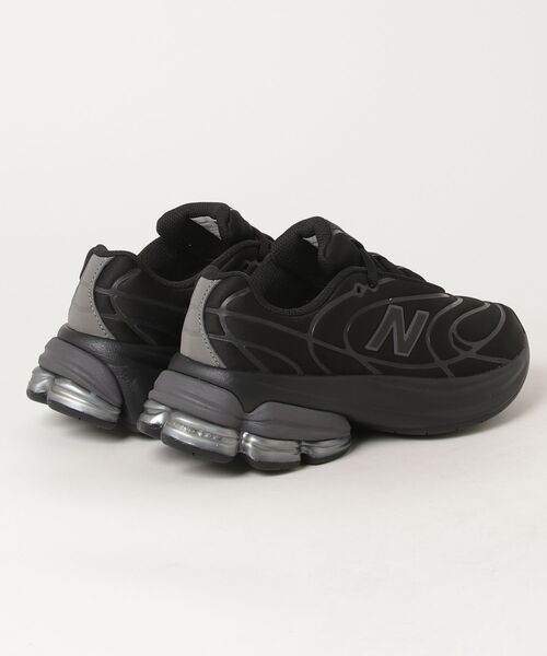 NEW BALANCE(ニューバランス)の「Abzorb 5030(スニーカー・メンズ・ブラック×パープル/ブラック・26.0cm/25.5cm/24.0cm/23.5cm/23.0cm/22.5cm/29.0cm/28.5cm/28.0cm/27.5cm/27.0cm/26.5cm/25.0cm/24.5cm/30.0cm)」の6枚目の写真