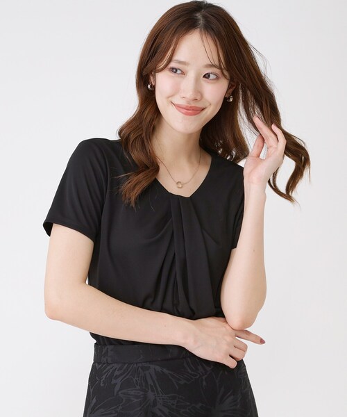 COUP DE CHANCE(クードシャンス)の「【手洗い可/日本製】タックジャージートップス(Tシャツ/カットソー・レディース・ブラック/ライトグレー/ホワイト・40/38/36/34)」の3枚目の写真