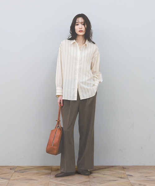 GLOBAL WORK（グローバルワーク）の「イージーケアリネンシャツ長袖/601200（シャツ/ブラウス・レディース・グリーン系その他/イエロー/フューシャピンク/グレイッシュベージュ/ライトブルー/グレー/ホワイト/グレー系その他7・SMALL/LARGE/MEDIUM）」の10枚目の写真