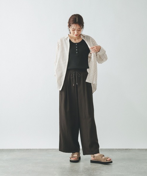 GLOBAL WORK（グローバルワーク）の「イージーケアリネンシャツ長袖/601200（シャツ/ブラウス・レディース・グリーン系その他/イエロー/フューシャピンク/グレイッシュベージュ/ライトブルー/グレー/ホワイト/グレー系その他7・SMALL/LARGE/MEDIUM）」の19枚目の写真