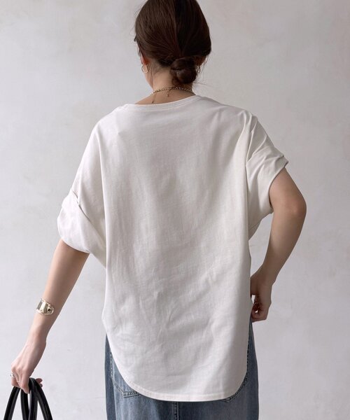 DouDou（ドゥドゥ）の「【WEB限定】AGREABLEロゴTEE（Tシャツ/カットソー・レディース・アイボリー/チャコールグレー/カーキ・FREE）」の12枚目の写真