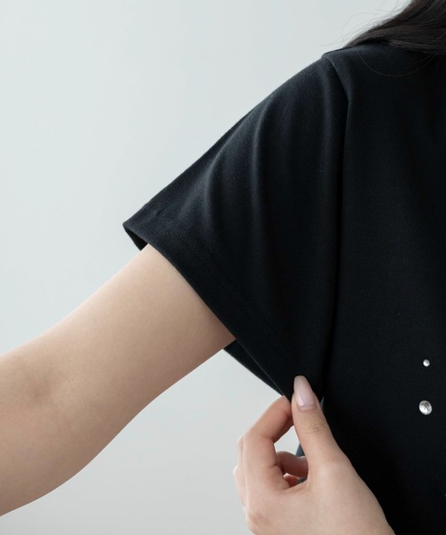 WEGO(ウィゴー)の「WEGO/【26春夏新作】装飾付きネコリボンT(Tシャツ/カットソー・レディース・ブラック/ホワイト・FREE)」の6枚目の写真