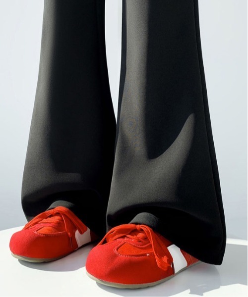 &soiree(アンドソワレ)の「レーススカート付きフレアパンツ(その他パンツ・レディース・ブラック・SMALL/MEDIUM/LARGE/X-LARGE)」の6枚目の写真