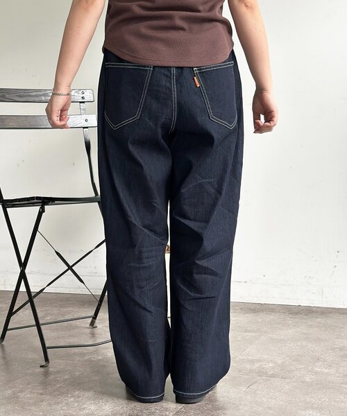 CPCM(シーピーシーエム)の「【COOLMAX】タックワイドデニム(デニムパンツ・メンズ・ネイビー/ブルー/サックスブルー/ブラック・SMALL/MEDIUM/LARGE)」の5枚目の写真