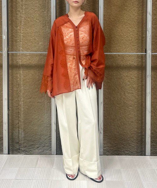 Ameri(アメリ)の「< ZOZOTOWN限定 > SHEER COTTON SILK LACE BLOUSE(Tシャツ/カットソー・レディース・テラコッタ/オフホワイト/ブラック・FREE)」の15枚目の写真