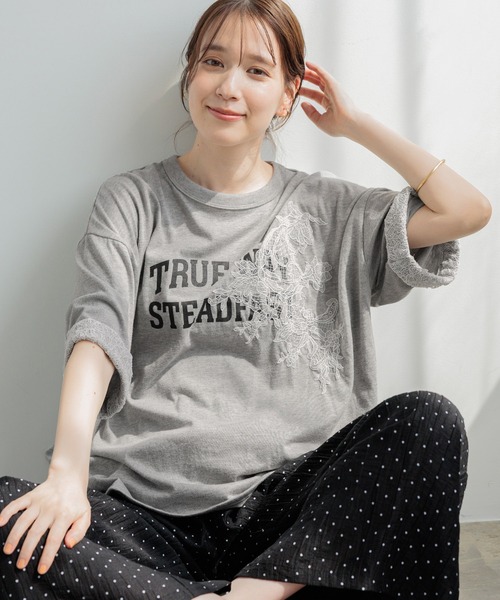 studio CLIP(スタディオクリップ)の「レースロゴロールアップTシャツ(Tシャツ/カットソー・レディース・グレー/カーキ/アイボリー・FREE)」の20枚目の写真