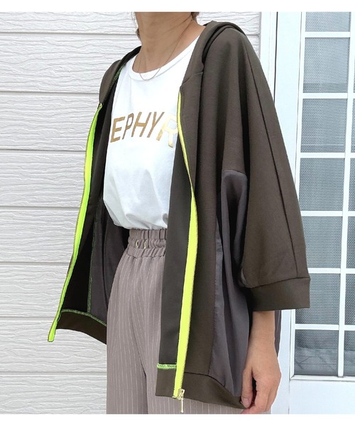 Q(キュー)の「ドルマンパーカー(パーカー・レディース・ブラック/オリーブ・MEDIUM)」の12枚目の写真