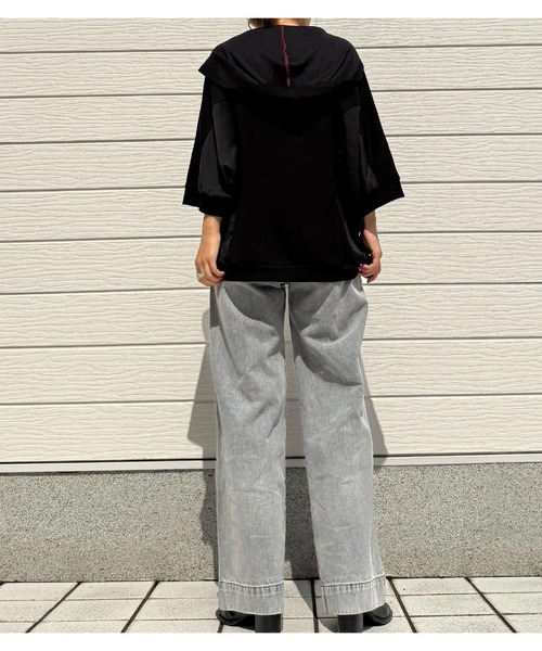 Q(キュー)の「ドルマンパーカー(パーカー・レディース・ブラック/オリーブ・MEDIUM)」の19枚目の写真