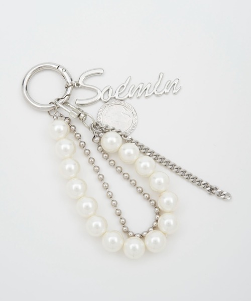 SOEMIN(ソミン)の「Pearl logo charm/パールロゴチャーム(チャーム・レディース・シルバー・FREE)」の2枚目の写真