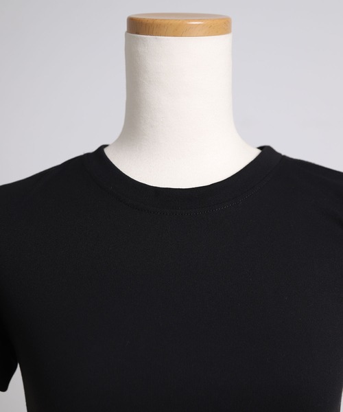 Diable baiser(ディアブルベーゼ)の「脇シャーリング半袖Tシャツ/カットソー(Tシャツ/カットソー・レディース・ブラック/オフホワイト・FREE)」の15枚目の写真