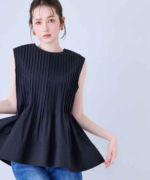 Audie a Muses(オーディアミューズ)の「ピンタックノースリーブブラウス(シャツ/ブラウス・レディース・ネイビー/ブラック/オフホワイト・38/42)」の12枚目の写真