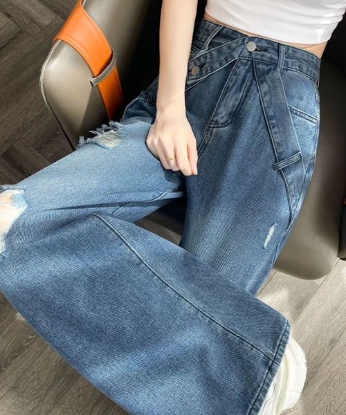 GLAMOROUS JANE(グラマラスジェーン)の「ウエストクロスデザインダメージデニムパンツ(デニムパンツ・レディース・ブルー・S/M/L)」の2枚目の写真