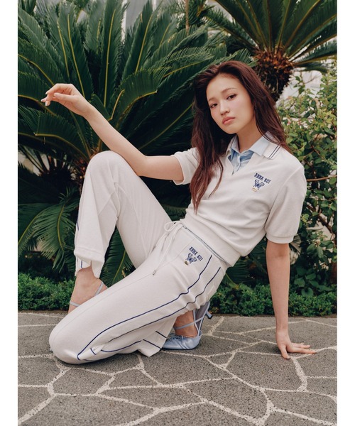 LILY BROWN(リリーブラウン)の「【LILY BROWN×ANNA SUI】パイルポロトップス(Tシャツ/カットソー・レディース・ピンク/ホワイト/ネイビー・F)」の4枚目の写真