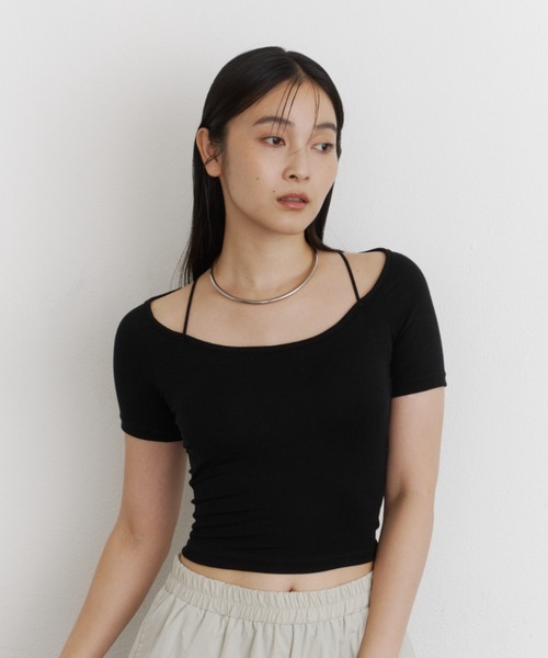 DFFUR.（ディフル）の「ストラップショートTシャツ【カップ付き】（Tシャツ/カットソー・レディース・オフホワイト/ブラック・FREE）」の12枚目の写真