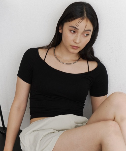 DFFUR.（ディフル）の「ストラップショートTシャツ【カップ付き】（Tシャツ/カットソー・レディース・オフホワイト/ブラック・FREE）」の17枚目の写真