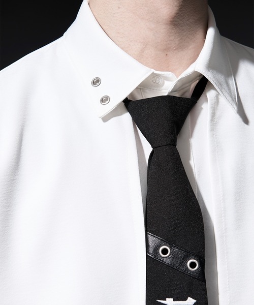 Ellno Loset(エルノロゼット)の「【無味コラボ】刺繍ネクタイツキショルダーコードフラシシャツ(シャツ/ブラウス・メンズ・オフホワイト/ブラック・LARGE/MEDIUM/SMALL)」の14枚目の写真