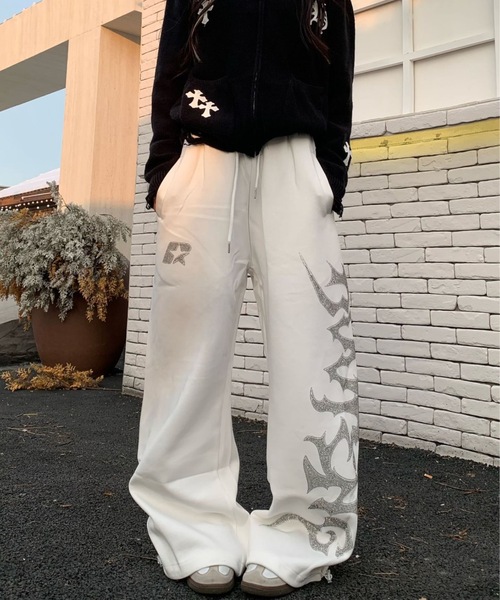 SHEPP（シープ）の「ラインストーン トライバルデザイン ワイドスウェットパンツ ルーズシルエット（スウェットパンツ・レディース・ホワイト/ブラック・M/L）」の12枚目の写真