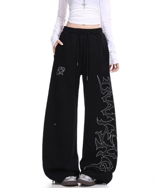 SHEPP（シープ）の「ラインストーン トライバルデザイン ワイドスウェットパンツ ルーズシルエット（スウェットパンツ・レディース・ホワイト/ブラック・M/L）」の22枚目の写真