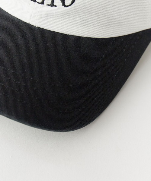 Chick(チック)の「2-Tone College Logo Baseball Cap / 2トーン カレッジロゴ ベースボールキャップ カーブバイザー 配色 バイカラー レディース メンズ 2026年 夏 夏服(キャップ・レディース・ブラック/ベージュ・FREE)」の10枚目の写真