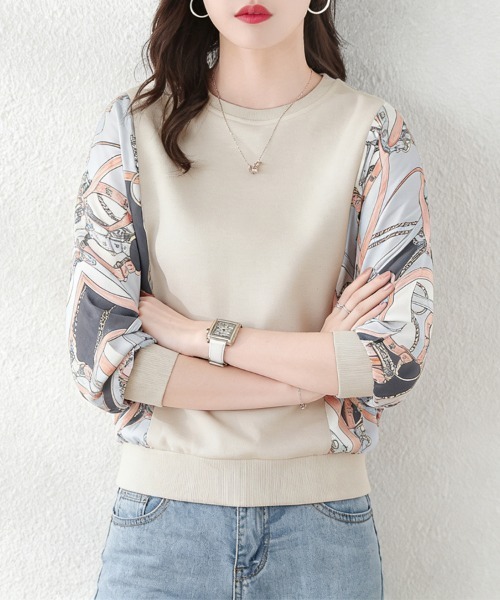 ReRe(リリ)の「プリント袖切替トップス(Tシャツ/カットソー・レディース・ホワイト/ベージュ/ネイビー/グレー・MEDIUM/LARGE/X-LARGE)」の13枚目の写真