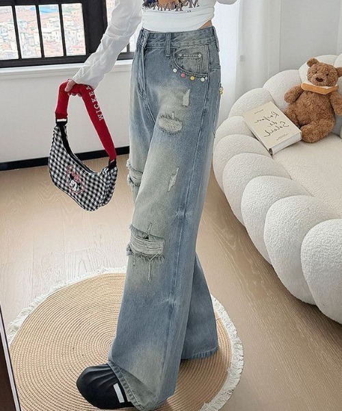 AMAJI(アマジ)の「クラッシュ加工 デニムパンツ(デニムパンツ・レディース・ブルー・SMALL/MEDIUM/LARGE/X-LARGE)」の3枚目の写真