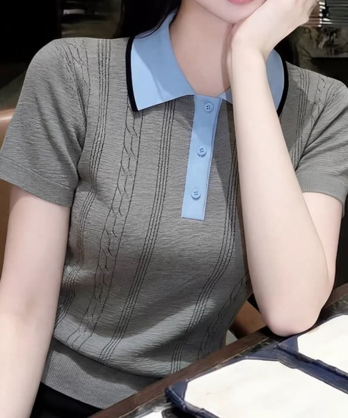 AMAJI(アマジ)の「配色切替 ポロカラー サマーニット 半袖Tシャツ(Tシャツ/カットソー・レディース・グレー・MEDIUM/SMALL)」の4枚目の写真