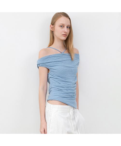 ATELIER NAIN(アトリエナイン)の「WAFFLE TEXTURE SIDE-TUCKS OFF SHOULDER BLOUSE (BL-4410)(シャツ/ブラウス・レディース・ホワイト/ブラック/パープル/ブルー・SMALL/MEDIUM)」の1枚目の写真