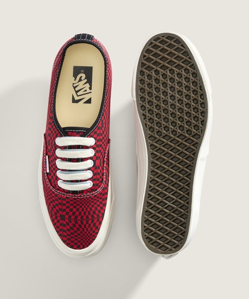 VANS（バンズ）の「VANS PREMIUM オーセンティック / LX Authentic 44 Heritage RED VN000Z6RCJG1（スニーカー・メンズ・ブラック×レッド・11/8/10/9/8.5/9.5/10.5/6.5）」の5枚目の写真