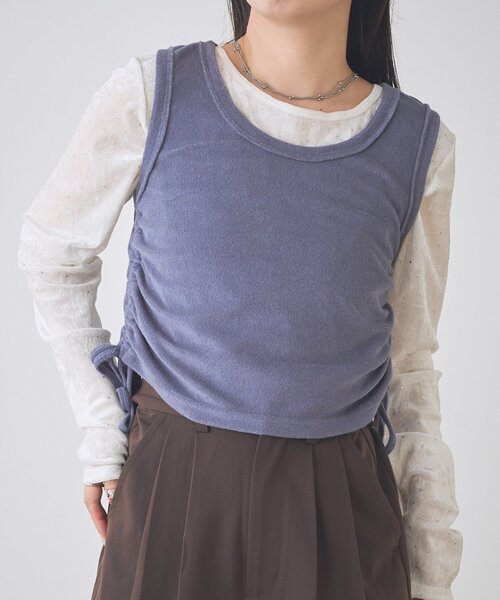 Kastane(カスタネ)の「【一部店舗限定/セットアップ対応】B パイルリボンタンクトップ(タンクトップ・レディース・ブラウン/ブルー/グレー・FREE)」の1枚目の写真