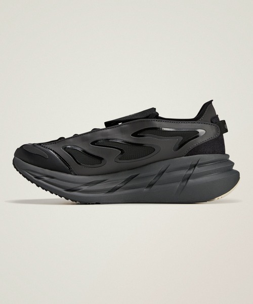 adidas by Stella McCartney(アディダスバイステラマッカートニー)の「adidas by Stella McCartneyアディスター / Adistar / アディダス adidas(スニーカー・レディース・ブラック・27.0cm/23.0cm/22.5cm/25.0cm/25.5cm/26.0cm/26.5cm/28.0cm/28.5cm/27.5cm/24.5cm/23.5cm/24.0cm)」の6枚目の写真