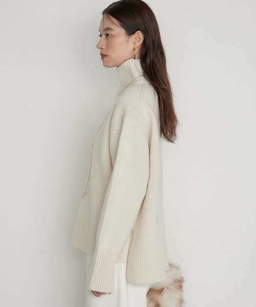 LOUNGEDRESS(ラウンジドレス)の「《イージーケア/セットアップ可》ヤクウールハイネックニット(ニット/セーター・レディース・オフホワイト/グレー/ブラック・FREE)」の9枚目の写真