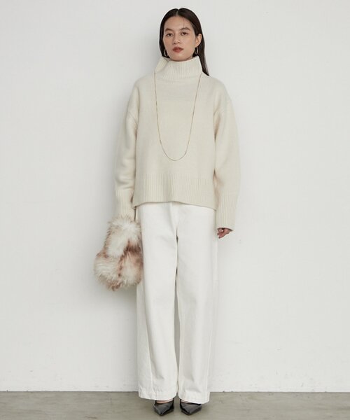 LOUNGEDRESS(ラウンジドレス)の「《イージーケア/セットアップ可》ヤクウールハイネックニット(ニット/セーター・レディース・オフホワイト/グレー/ブラック・FREE)」の12枚目の写真
