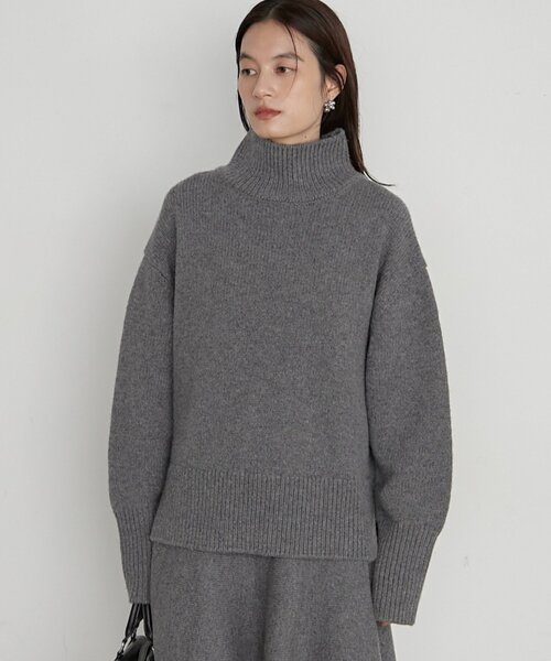 LOUNGEDRESS(ラウンジドレス)の「《イージーケア/セットアップ可》ヤクウールハイネックニット(ニット/セーター・レディース・オフホワイト/グレー/ブラック・FREE)」の6枚目の写真