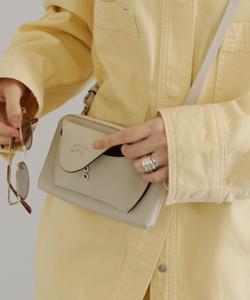 PELLEBORSA(ペレボルサ)の「お財布ポシェット Very Goods 7205(ショルダーバッグ・レディース・グリーン/グレー/アイボリー・FREE)」の1枚目の写真