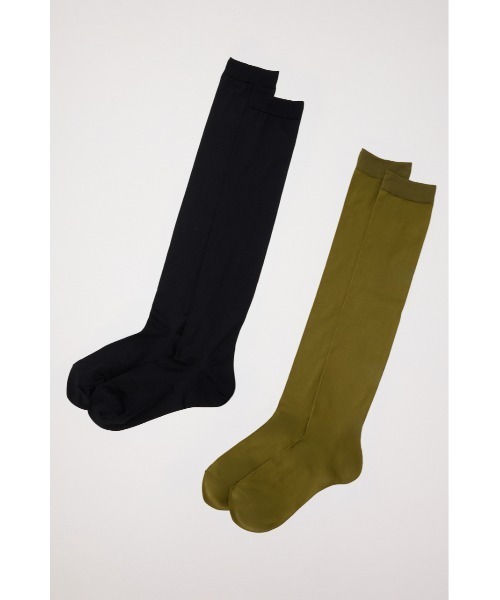 MOUSSY(マウジー)の「SHEER COLOR ソックスセット(ソックス/靴下・レディース・レッド/ブラック・FREE)」の3枚目の写真