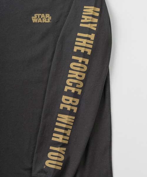 STAR WARS(スターウォーズ)の「【71】【STAR WARS / スター・ウォーズ】ピグメント風加工 クルーネック ロングスリーブ Tシャツ/フロントプリント/バックプリント/袖マルチプリント/ロンT/ユニセックス/レディース/メンズ(Tシャツ/カットソー・メンズ・アイボリー/ブラック系/アイボリー系/ブラック・M/L/XL)」の10枚目の写真