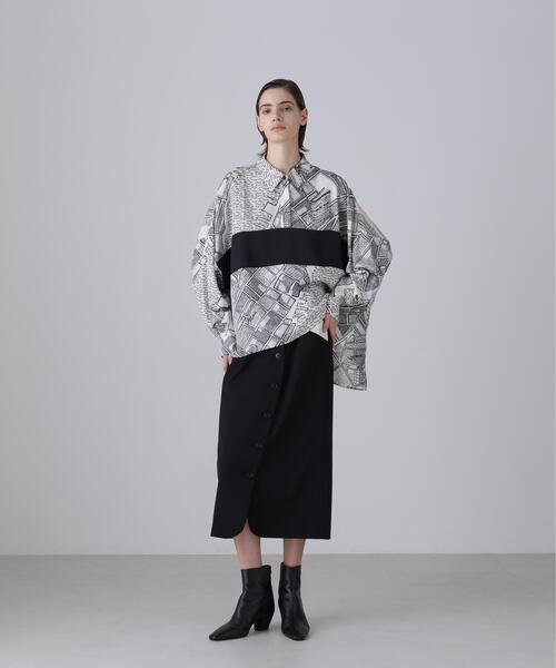 ADORE（アドーア）の「◆シティアトラスプリントブラウス（シャツ/ブラウス・レディース・ホワイト系その他・38）」の5枚目の写真