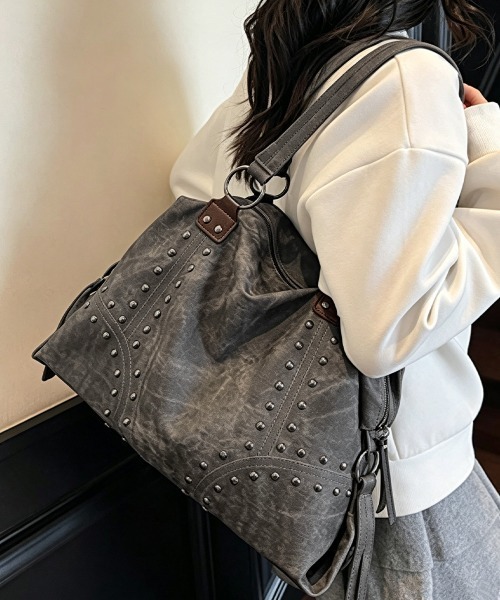 Miniministore(ミニミニストア)の「ヴィンテージ調トートバッグスタッズ鞄A4(トートバッグ・レディース・チャコールグレー/ブルー/ブラウン/ベージュ/ダークベージュ・FREE)」の6枚目の写真