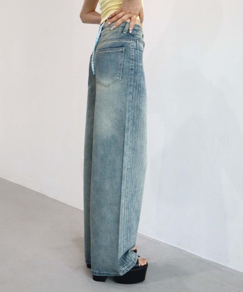 CECIL McBEE(セシルマクビー)の「【CECIL McBEE】ラインストーン付きワイドデニムパンツ(デニムパンツ・レディース・ブルー・MEDIUM)」の7枚目の写真